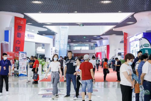 聚焦 第十四届上海国际房车展隆重开幕